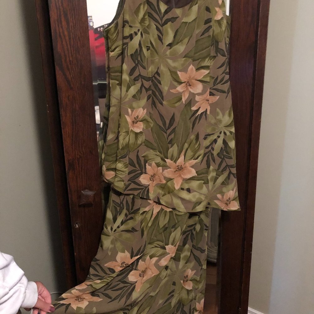 Long Green and Beige Flowered Dress